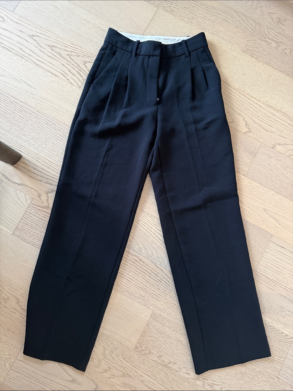 Aritzia effortless pants